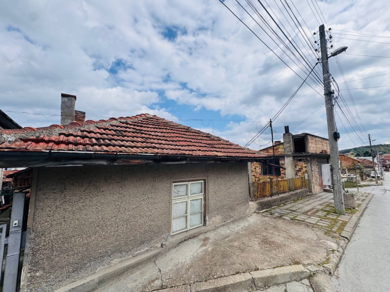 Продава КЪЩА, гр. Бяла, област Русе, снимка 10 - Къщи - 52575827