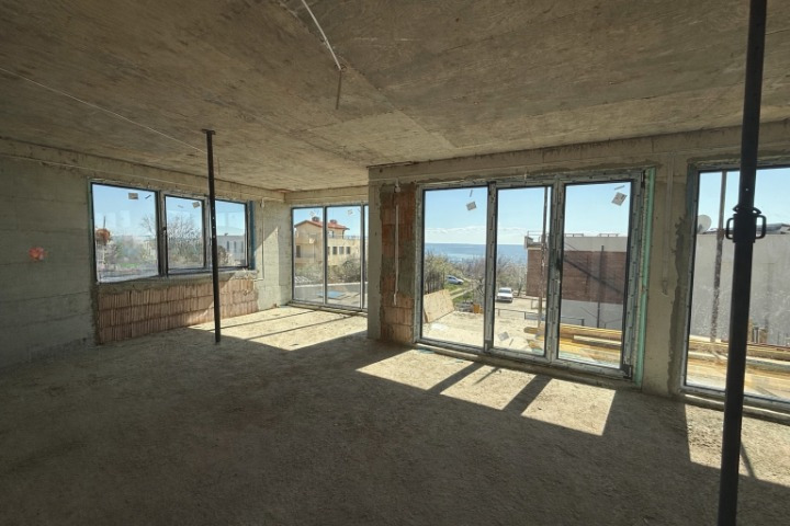 Продава КЪЩА, гр. Варна, м-т Сотира, снимка 4 - Къщи - 54290182