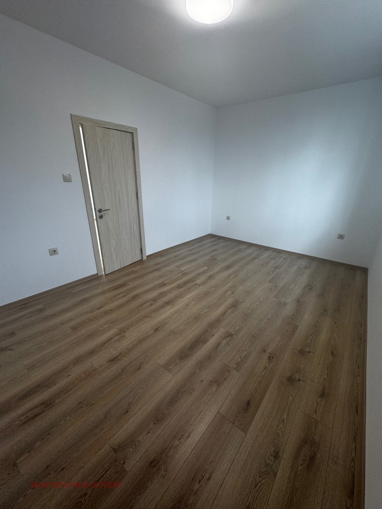 Продава 3-СТАЕН, гр. Варна, Базар Левски, снимка 2 - Апартаменти - 53244328