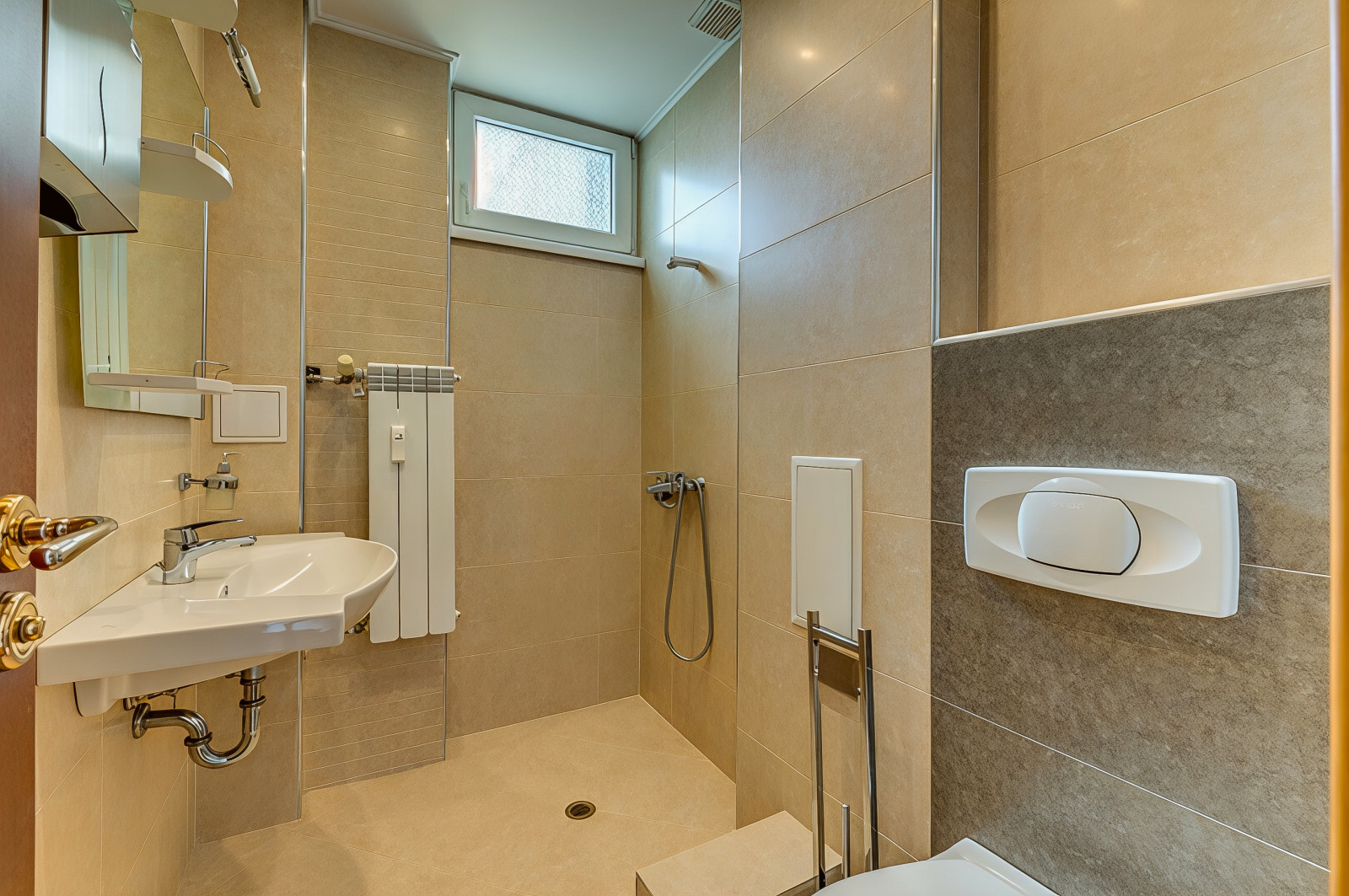 Продава 3-СТАЕН, гр. София, Център, снимка 9 - Апартаменти - 56260830