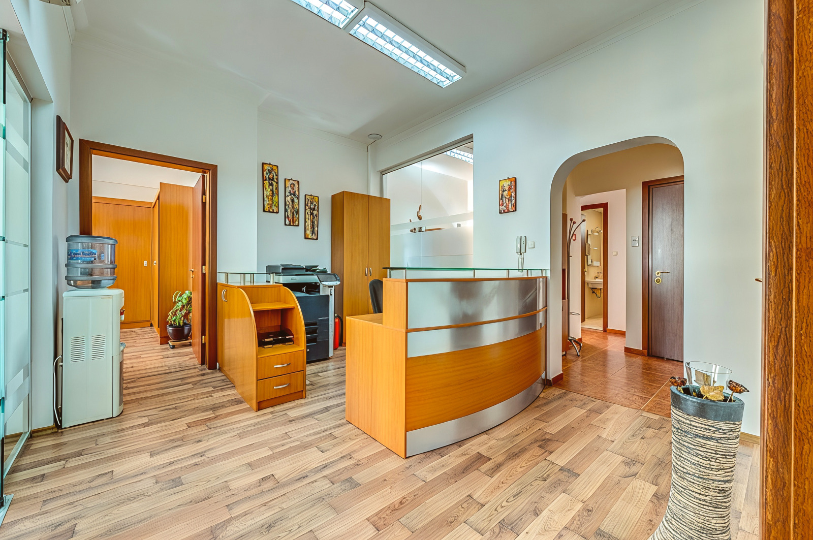 Продава 3-СТАЕН, гр. София, Център, снимка 3 - Апартаменти - 56260830