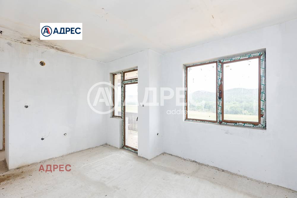 Продава КЪЩА, с. Църква, област Добрич, снимка 10 - Къщи - 54253558