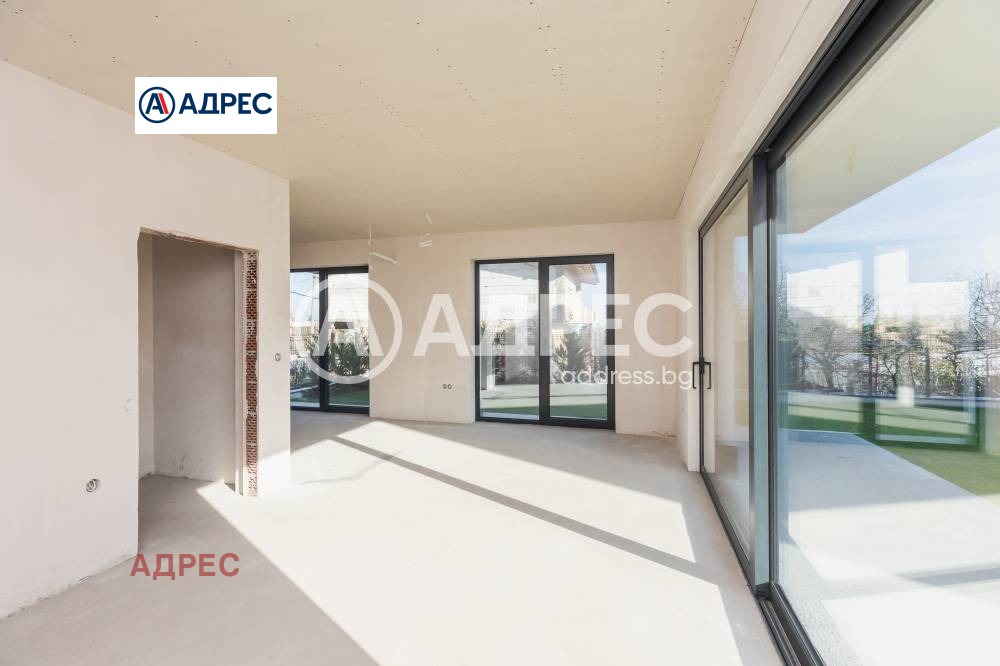 Продава КЪЩА, гр. Варна, м-т Манастирски рид, снимка 8 - Къщи - 55738423