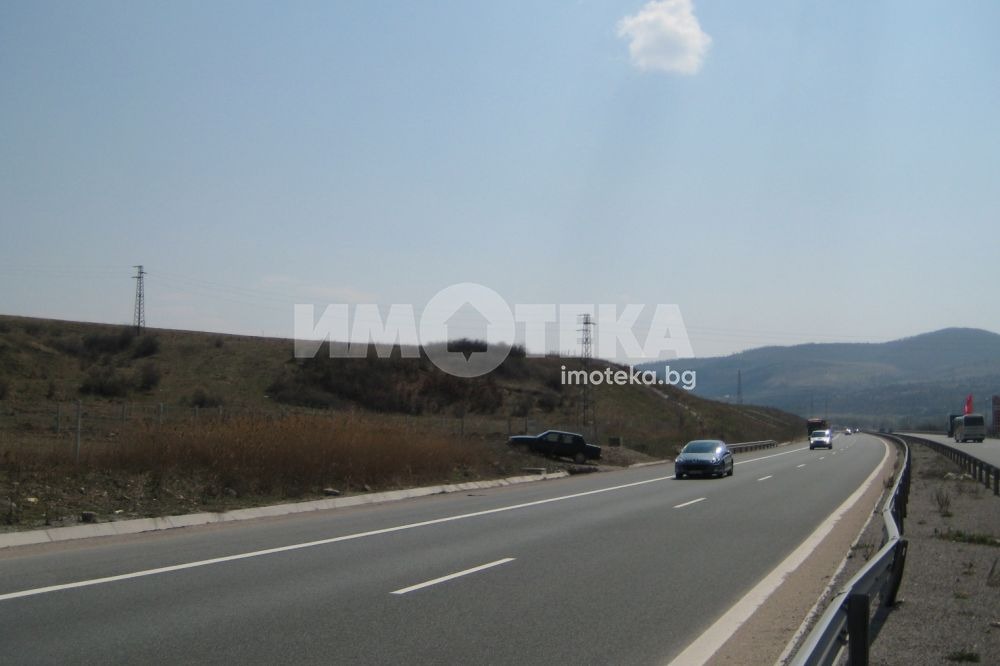 Продава ПАРЦЕЛ, гр. Перник, Църква, снимка 4 - Парцели - 56703268