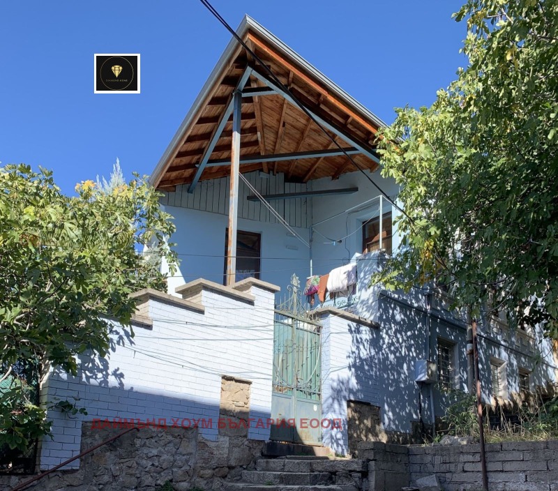 Продава КЪЩА в град Пловдив, Център - 140 кв.м / 353 000 € » 690 407.99 лв., ДАЙМЪНД ХОУМ БЪЛГАРИЯ ЕООД