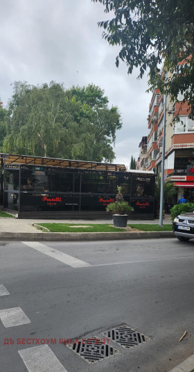 Гараж Лятно кино Тракия, Варна