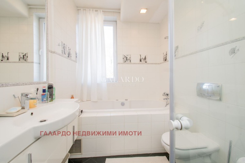 Na prodej  2 ložnice Sofia , Doktorski pametnik , 105 m2 | 53402275 - obraz [11]