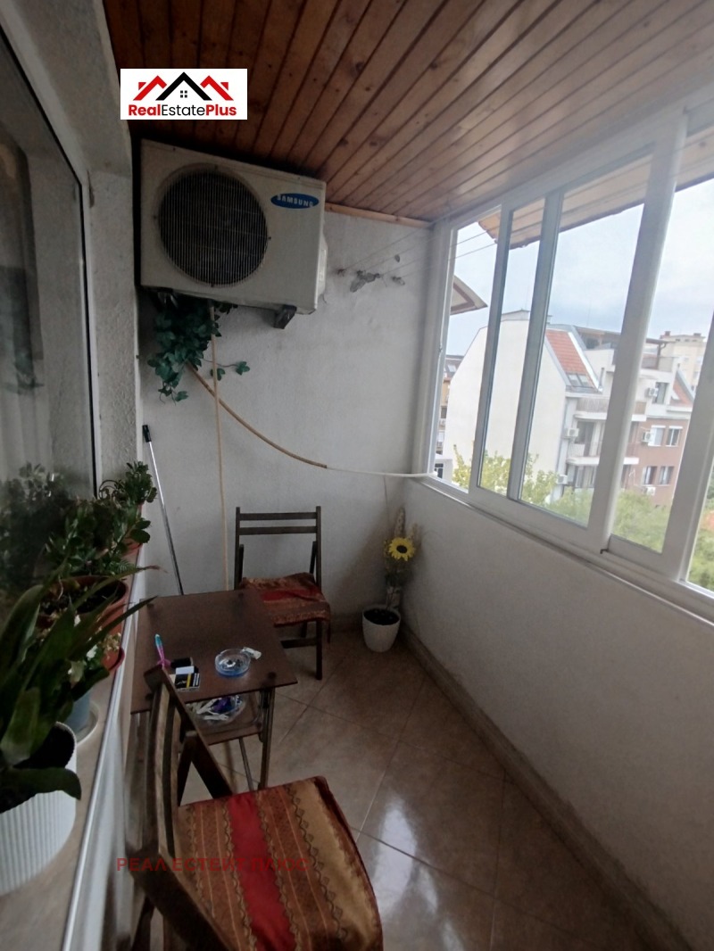 Продава  3-стаен град Плевен , Мара Денчева , 98 кв.м | 76962954 - изображение [8]