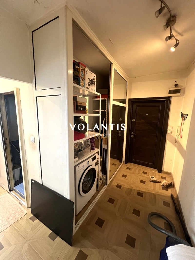 Продава 3-СТАЕН, гр. София, Красно село, снимка 2 - Апартаменти - 52535180