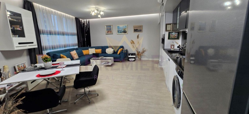 Продава 3-СТАЕН, гр. Варна, Трошево