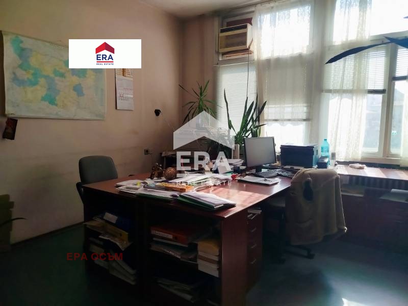 Продава ОФИС, гр. Ловеч, Широк център, снимка 2 - Офиси - 53679945