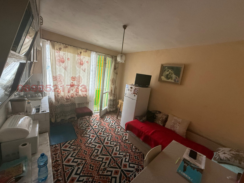 Продава 3-СТАЕН, гр. Ловеч, Дикисана, снимка 2 - Апартаменти - 52779098