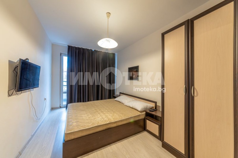 Продава 3-СТАЕН, гр. Варна, Окръжна болница-Генерали, снимка 2 - Апартаменти - 53172991