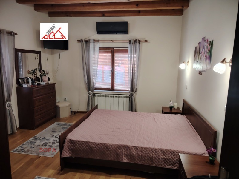 Продава КЪЩА, гр. Вършец, област Монтана, снимка 15 - Къщи - 53196538