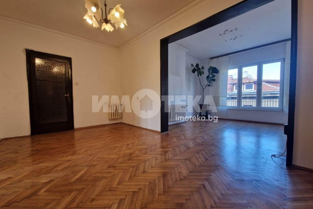 Продава 3-СТАЕН, гр. София, Център, снимка 5 - Апартаменти - 54688222