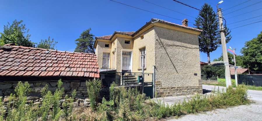 Продава КЪЩА, гр. Севлиево, област Габрово, снимка 3 - Къщи - 55942313