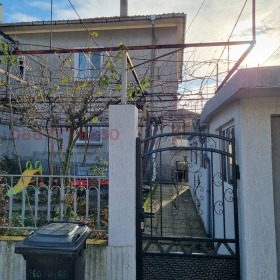 На продаж Будинок