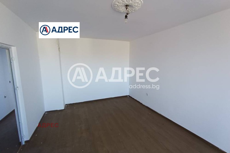 Продава 2-СТАЕН, гр. Разград, Орел, снимка 2 - Aпартаменти - 47490042