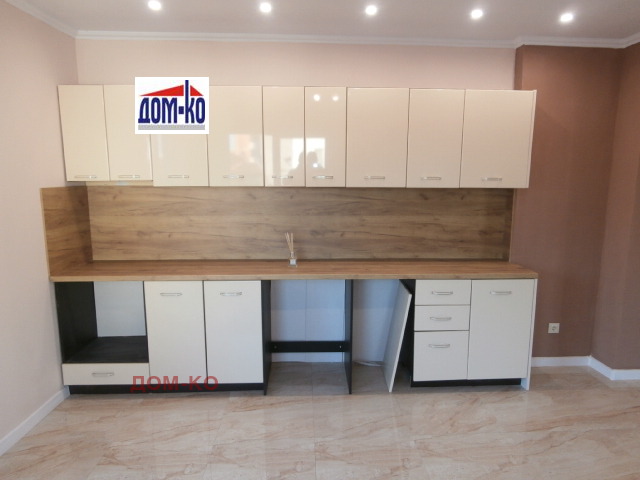 Продава  3-стаен град Пазарджик , Център , 96 кв.м | 83420562 - изображение [2]