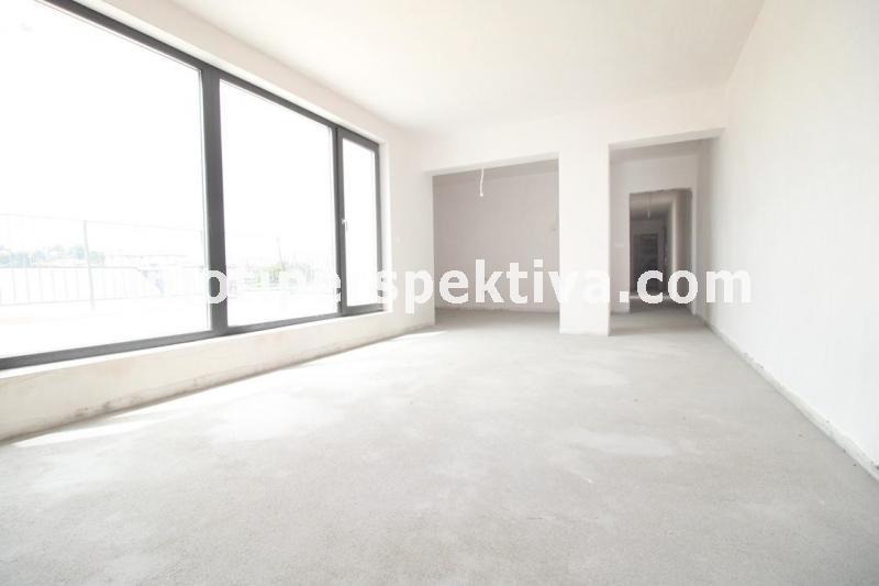 Продава  3-стаен, град Пловдив, Център •  235 000 € • ID 41150792 — holmes.bg - [1] 