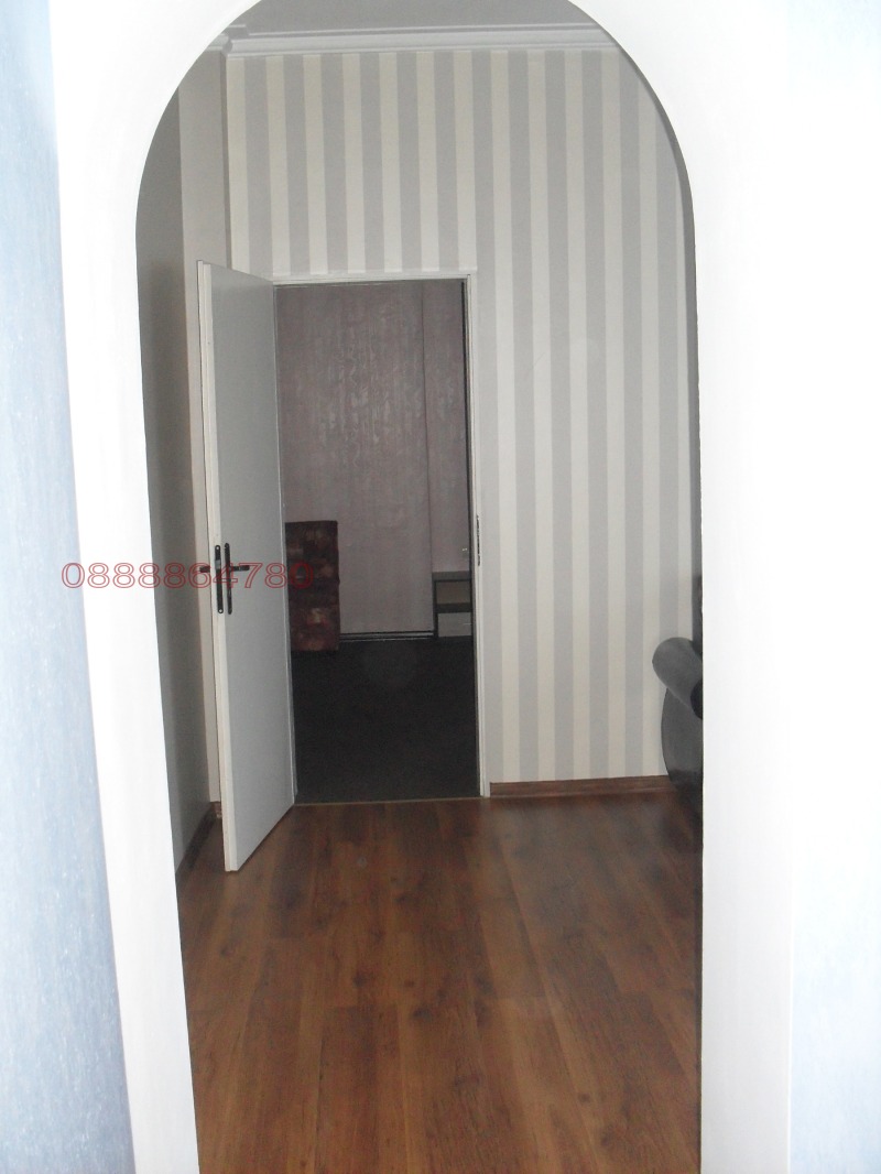 En venta  3 dormitorios Sofia , Tsentar , 105 metros cuadrados | 98774517 - imagen [14]