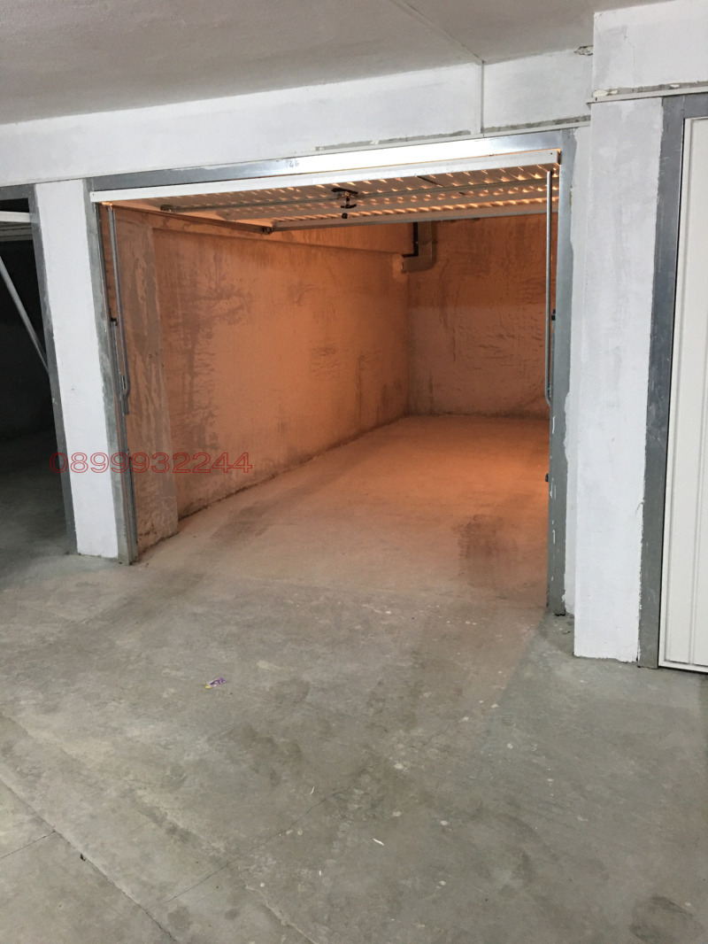 Продава ГАРАЖ, ПАРКОМЯСТО, гр. София, Бъкстон, снимка 2 - Гаражи и паркоместа - 53105081