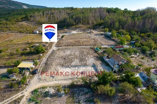 Продава  Парцел област Шумен , с. Хан Крум , 668 кв.м | 49690016 - изображение [3]