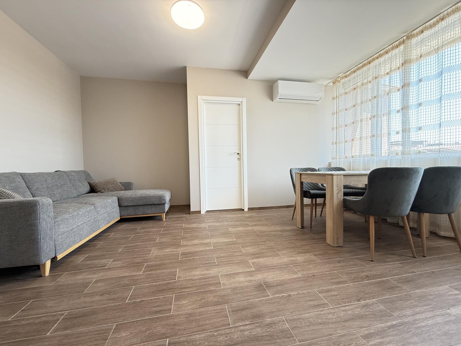Продава 2-СТАЕН, гр. Поморие, област Бургас, снимка 2 - Апартаменти - 54820749