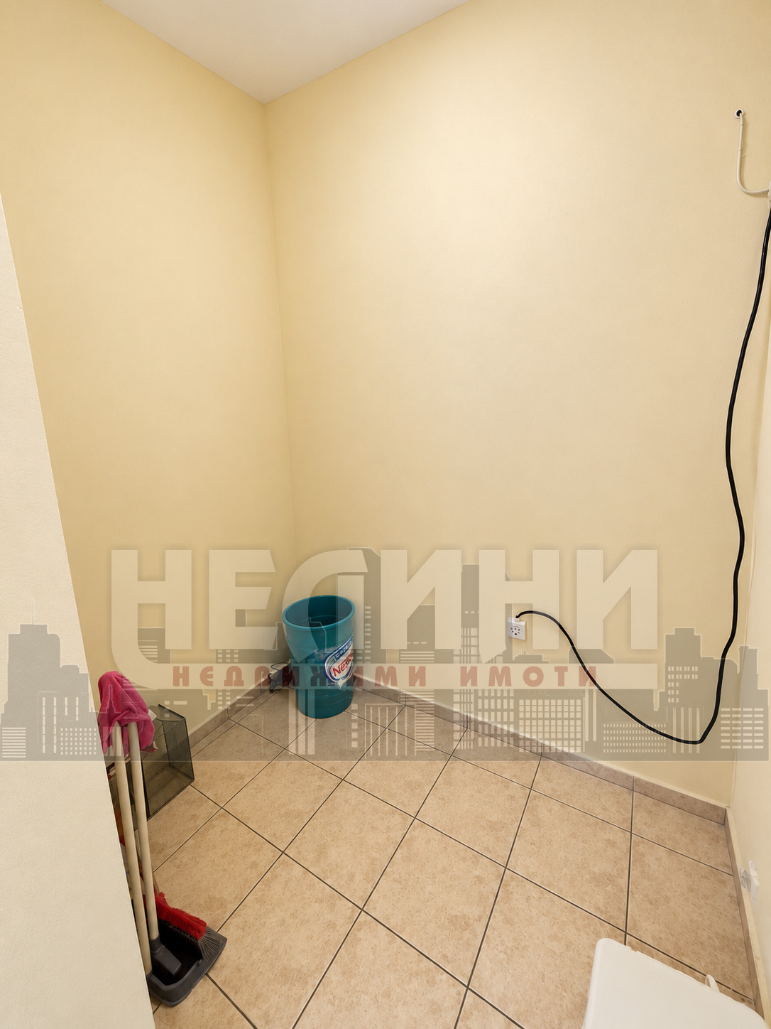 Продава ОФИС, гр. Русе, Център, снимка 3 - Офиси - 56325057