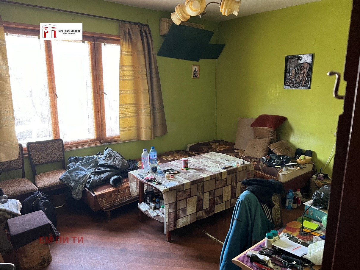 Продава КЪЩА, гр. Пловдив, Младежки Хълм, снимка 2 - Къщи - 54106342