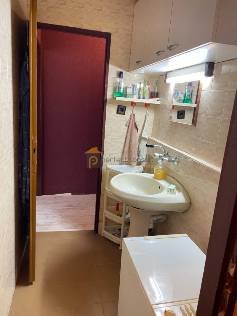 Eladó  2 hálószobás Plovdiv , Kamenica 1 , 96 négyzetméter | 61429047 - kép [13]