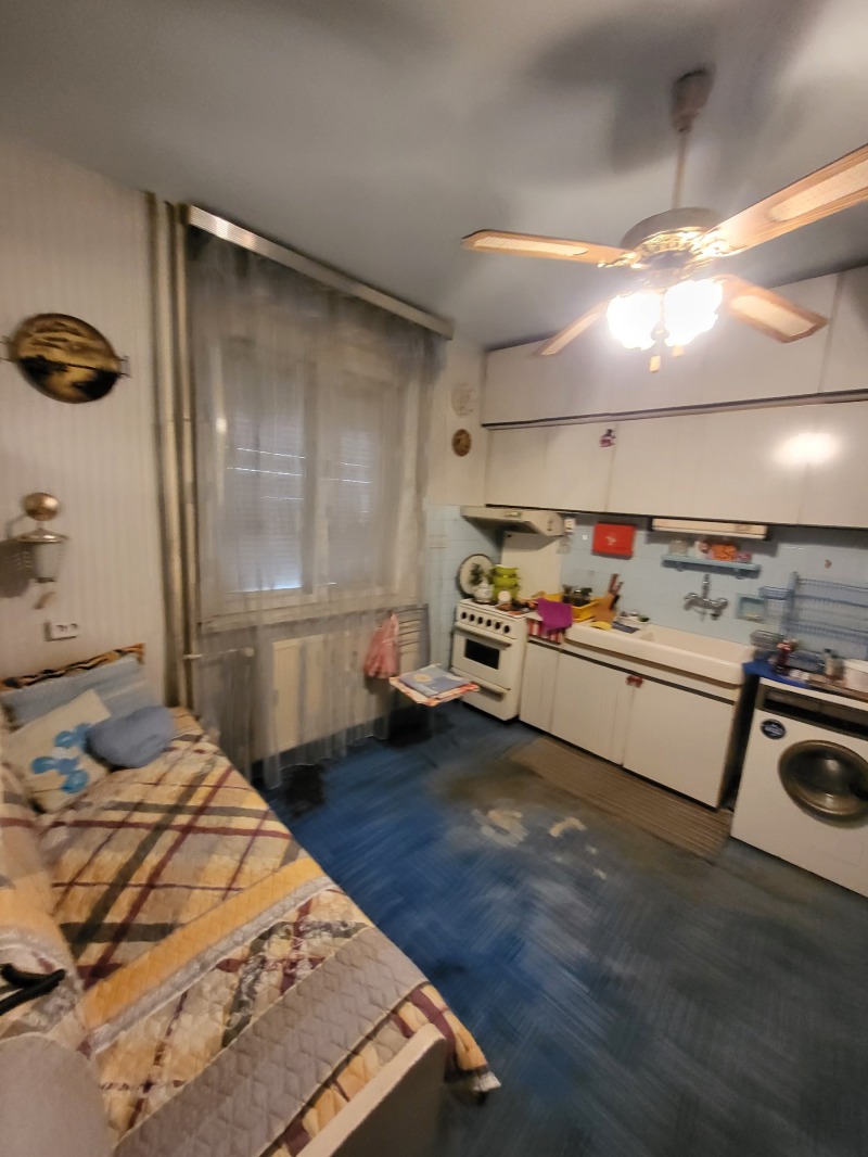 En venta  2 dormitorios Pleven , 9-ti kvartal , 95 metros cuadrados | 14065237 - imagen [5]