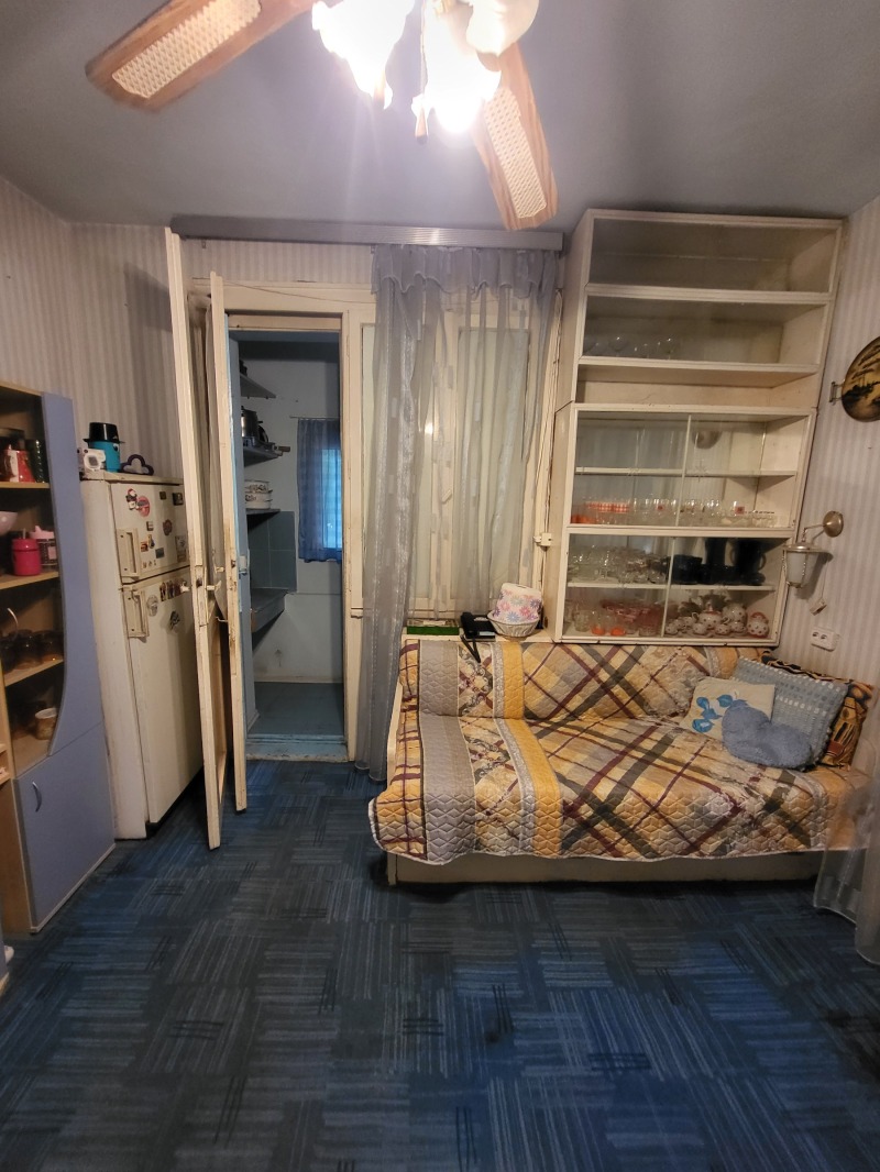 En venta  2 dormitorios Pleven , 9-ti kvartal , 95 metros cuadrados | 14065237 - imagen [7]