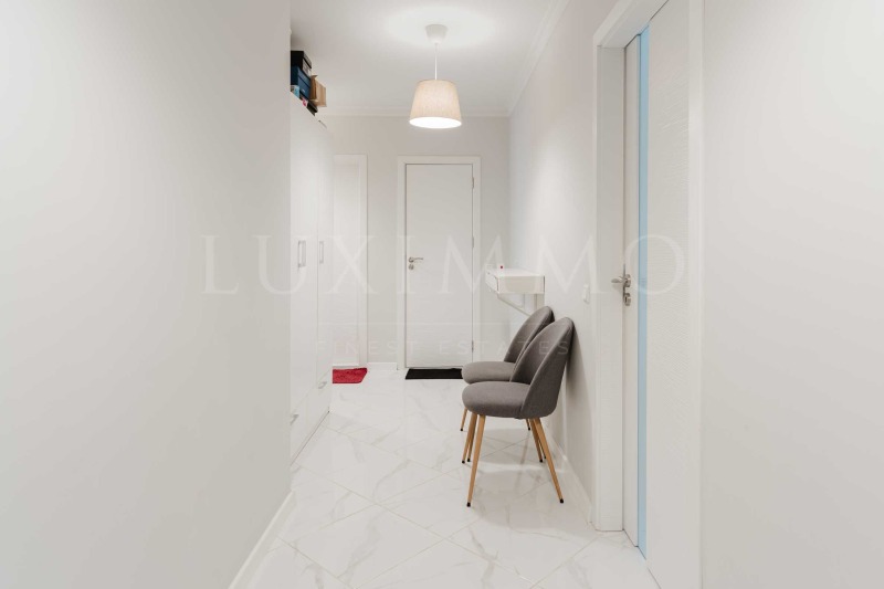 Продава 3-СТАЕН, гр. Бургас, Изгрев, снимка 6 - Апартаменти - 52221805