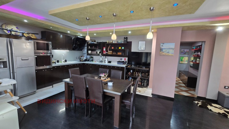 For Sale  3+ bedroom Vidin , Tsentar , 134 sq.m | 93151898 - image [4]