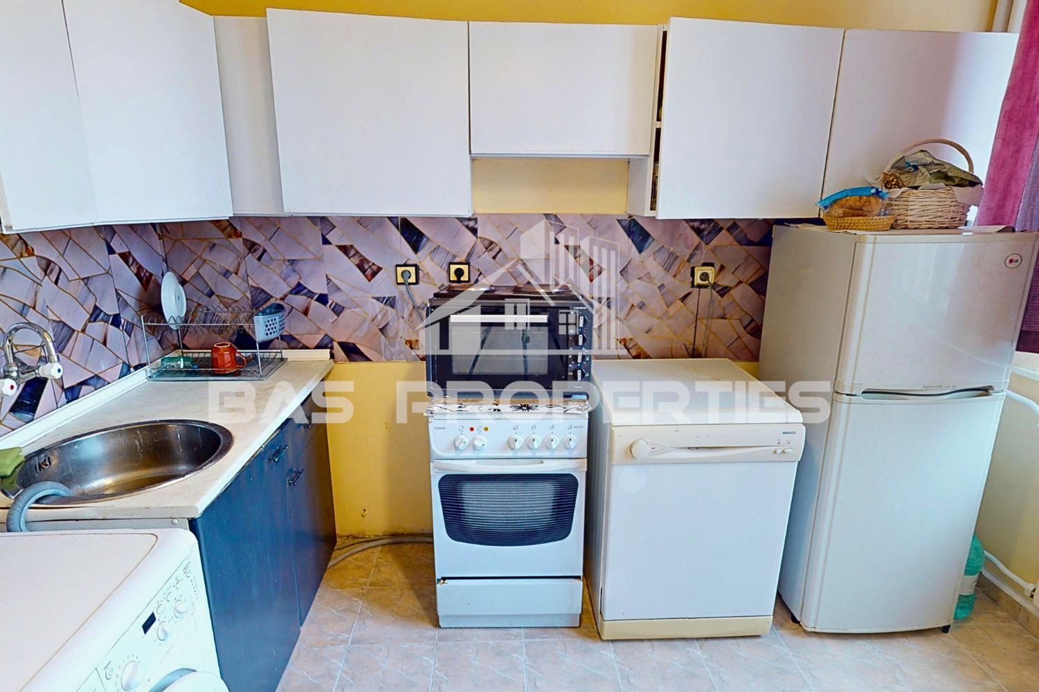 Продава 2-СТАЕН, гр. София, Център, снимка 5 - Апартаменти - 53896225