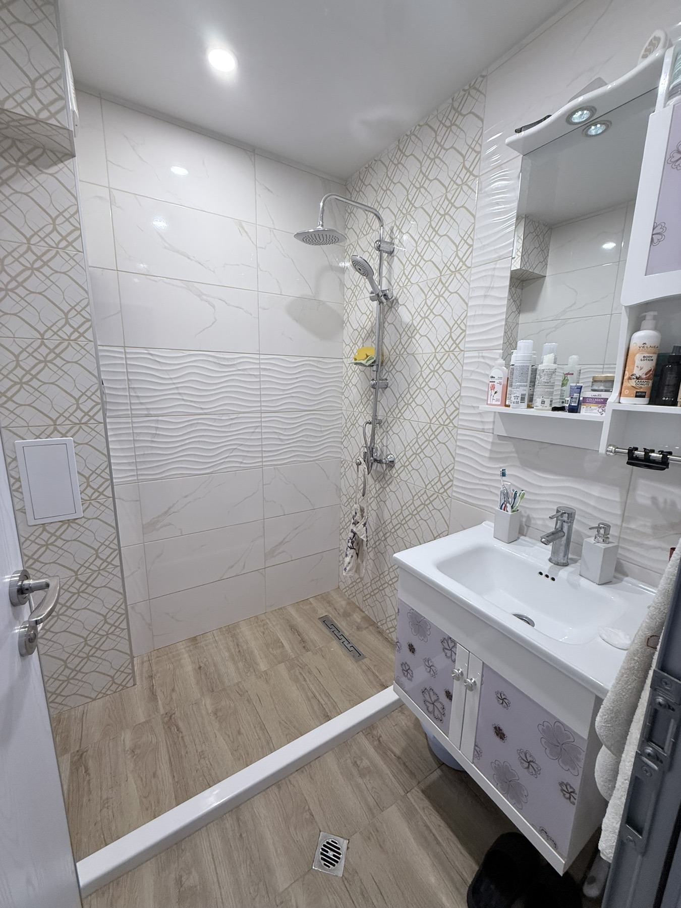 Продава 3-СТАЕН, гр. Варна, Възраждане 1, снимка 3 - Апартаменти - 55815759