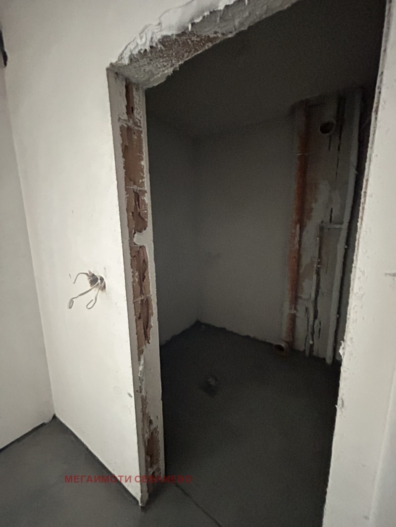 Продава 2-СТАЕН, гр. Севлиево, област Габрово, снимка 8 - Апартаменти - 54081386