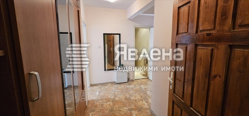 Продава 3-СТАЕН, гр. София, Оборище, снимка 2 - Апартаменти - 55669232