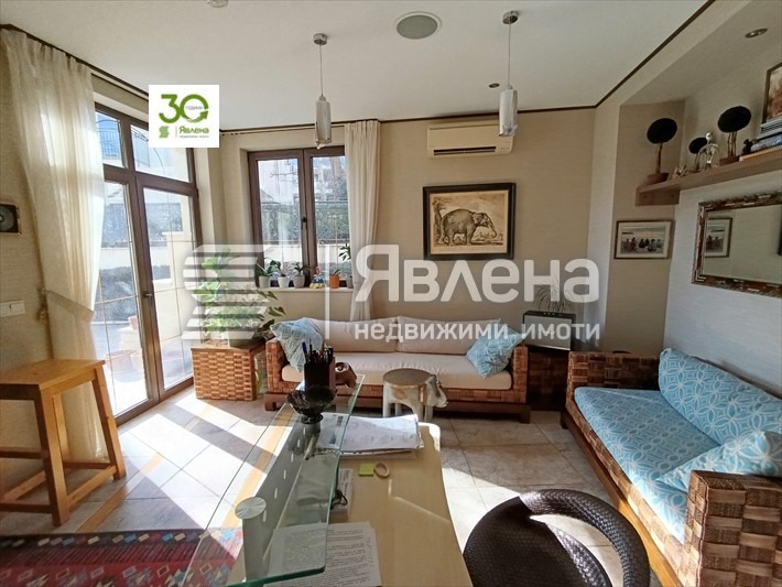 Продава МНОГОСТАЕН, гр. Варна, Бриз, снимка 3 - Aпартаменти - 48985338