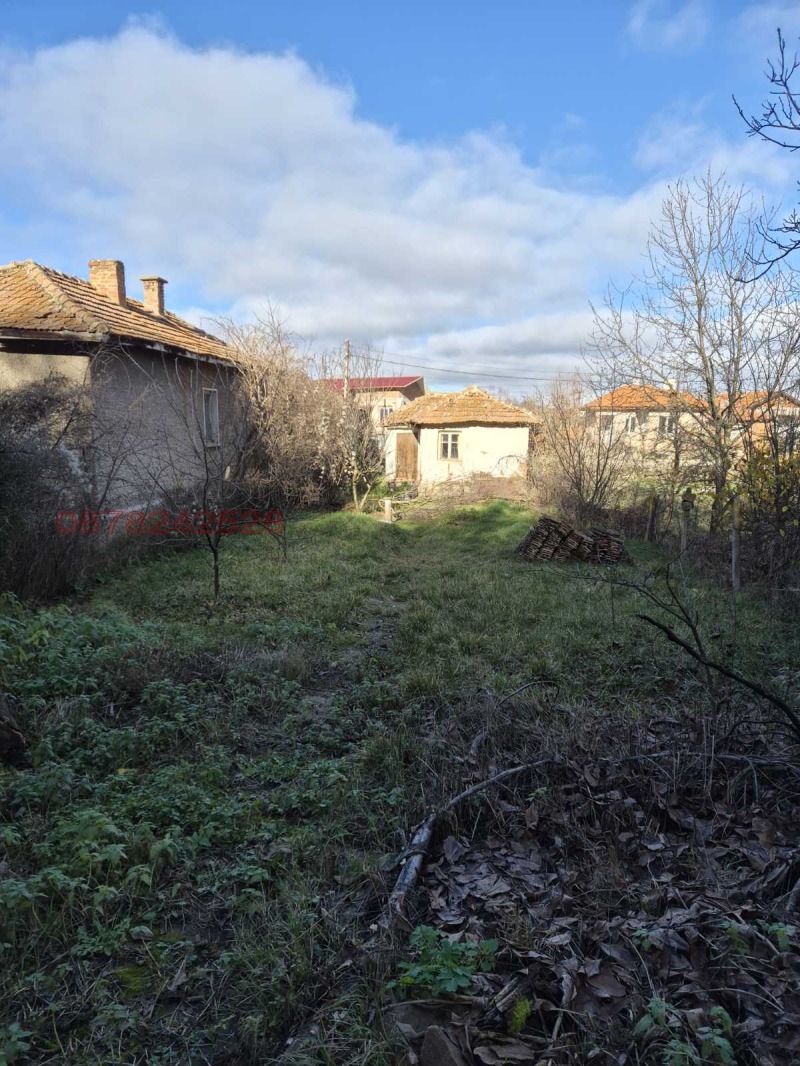 Продава КЪЩА, с. Ноевци, област Перник