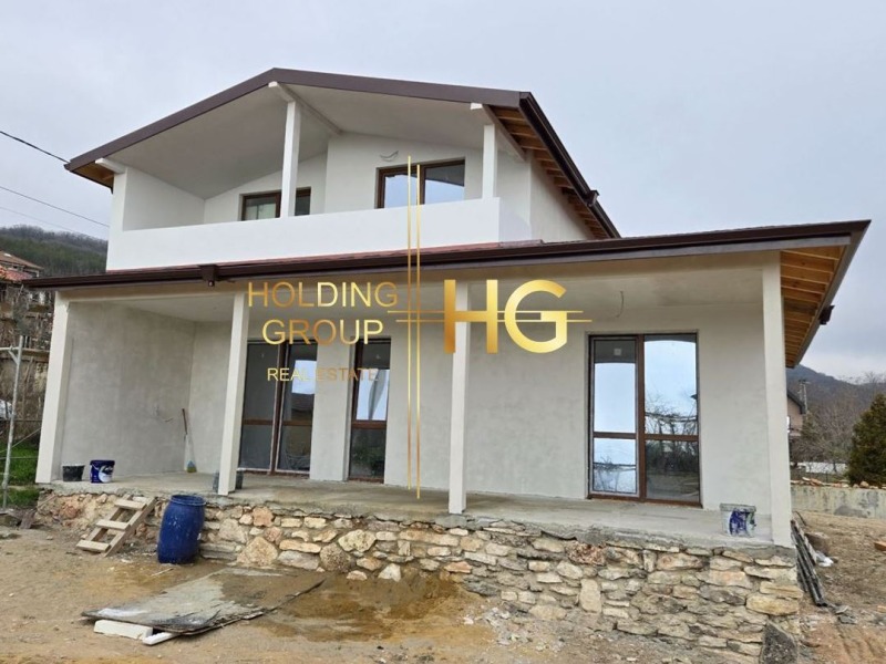 Продава КЪЩА в област Добрич, гр. Балчик - 160 кв.м / 150 000 € » 293 374.50 лв., ХОЛДИНГ ГРУП