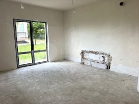 Casa Ravna gora, regiunea Varna 7