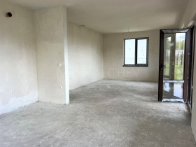 Casa Ravna gora, regiunea Varna 6