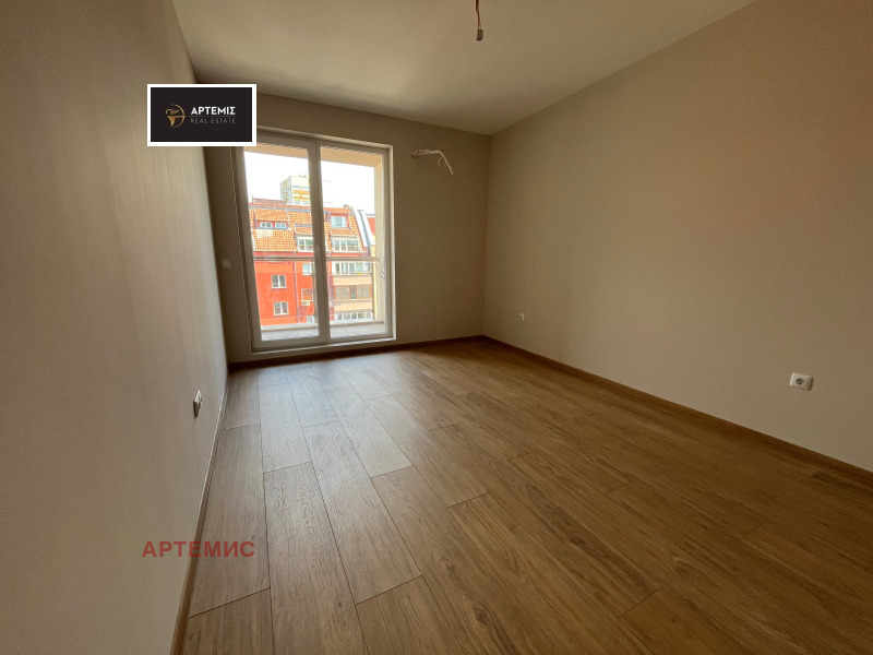 Til salgs  2 soverom Sofia , Zona B-19 , 104 kvm | 76040432 - bilde [9]