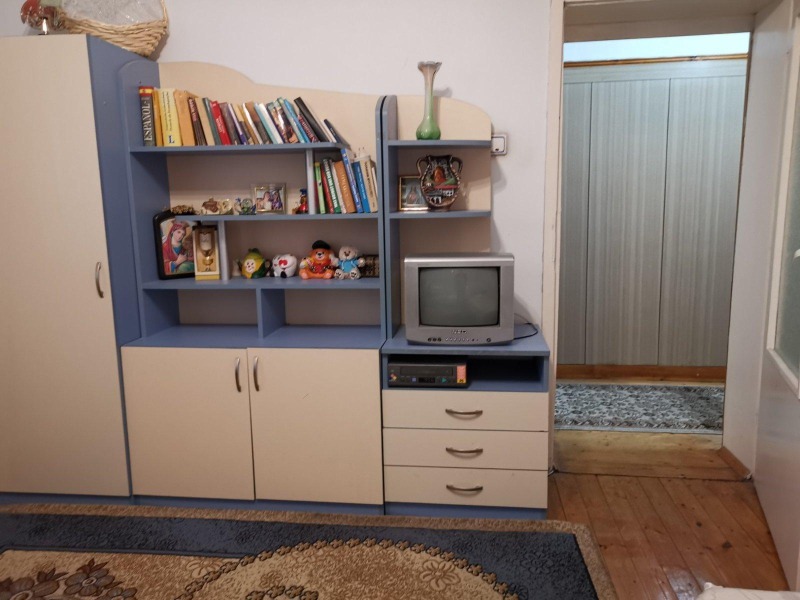 En venta  Piso de la casa región Plovdiv , Parvomay , 138 metros cuadrados | 79858587 - imagen [6]