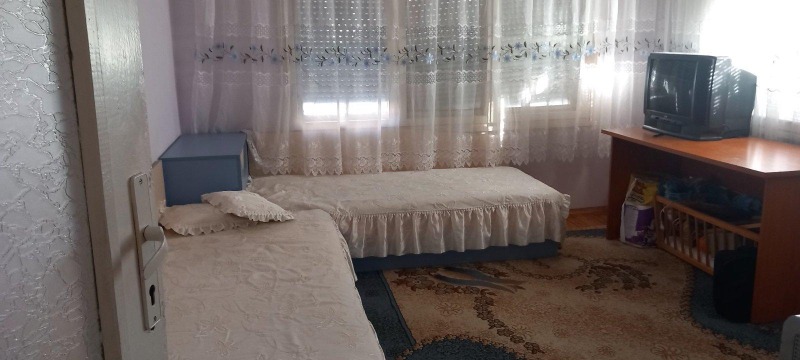 En venta  Piso de la casa región Plovdiv , Parvomay , 138 metros cuadrados | 79858587 - imagen [5]