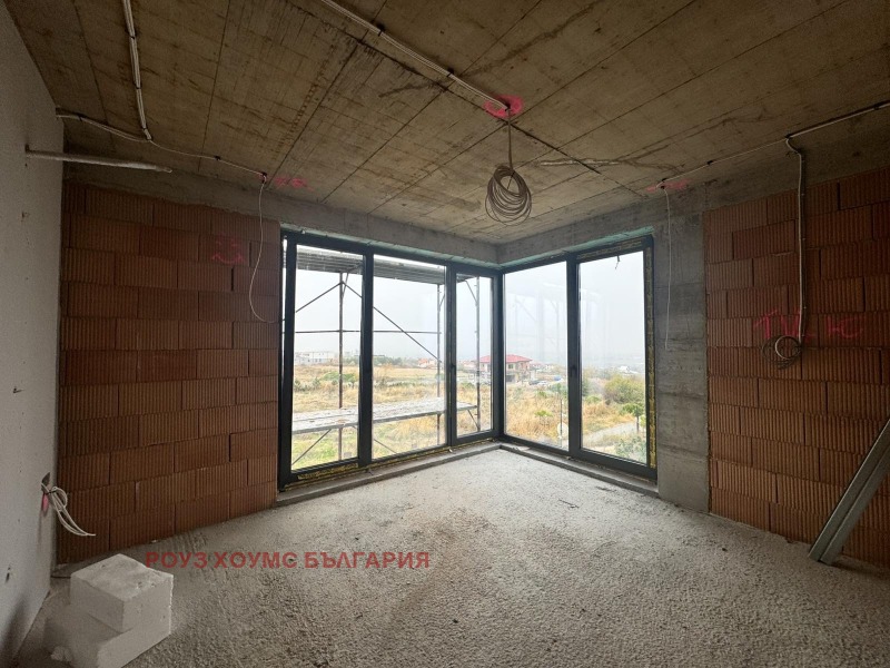 Продава КЪЩА, с. Марково, област Пловдив, снимка 2 - Къщи - 52338409