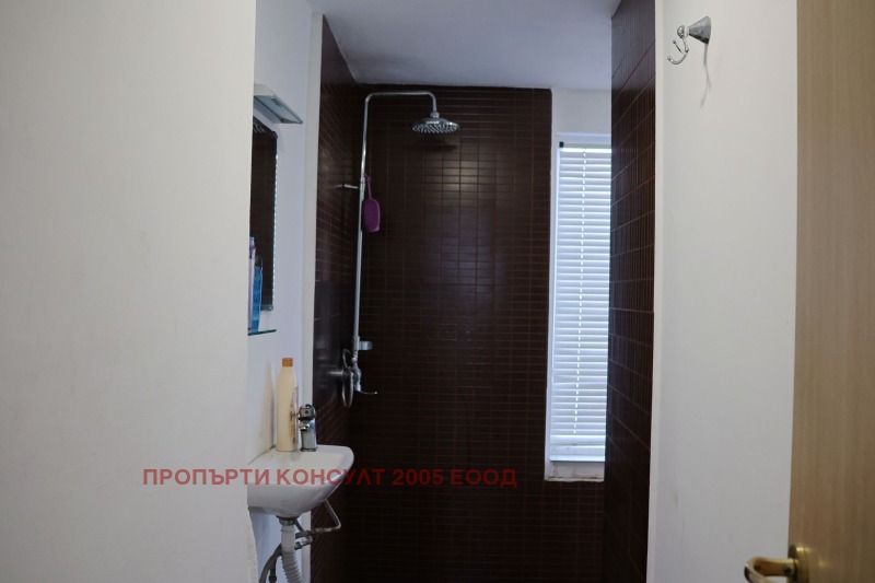 Продава КЪЩА, с. Говедарци, област София област, снимка 13 - Къщи - 53077185