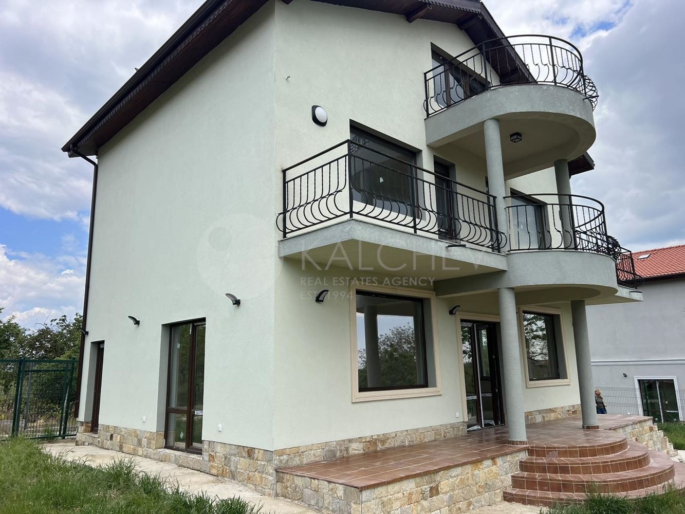 Продава КЪЩА, с. Равна гора, област Варна, снимка 2 - Къщи - 50123909